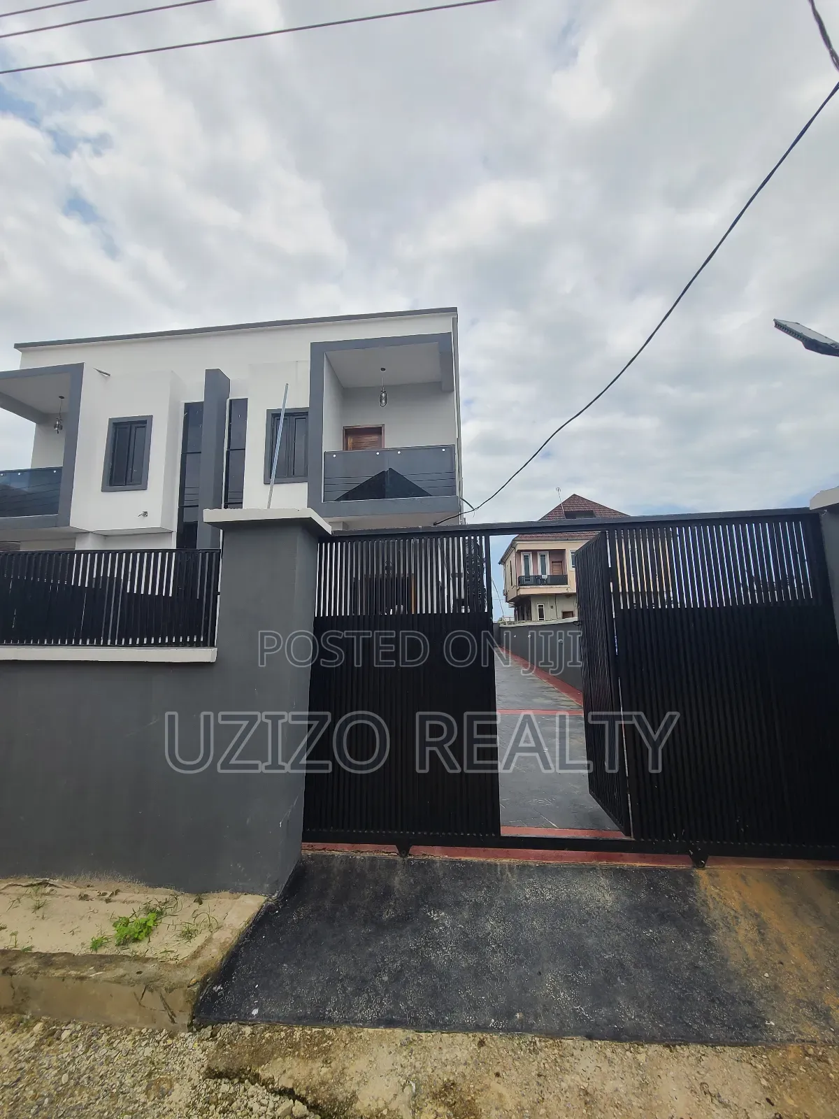 4bdrm Duplex in Beachwood Estate, Bogije for sale in Bogije