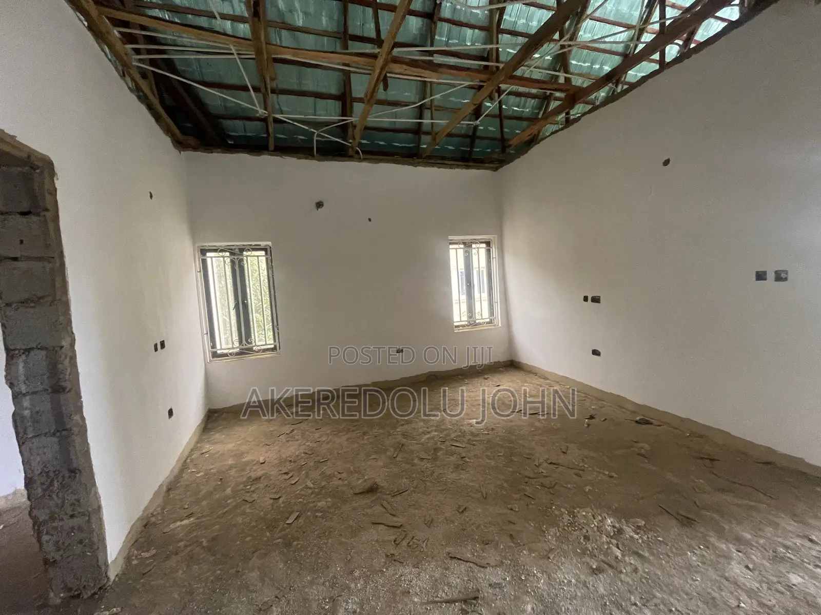 4bdrm Duplex in Apo Resettlement for sale in Apo Resettlement