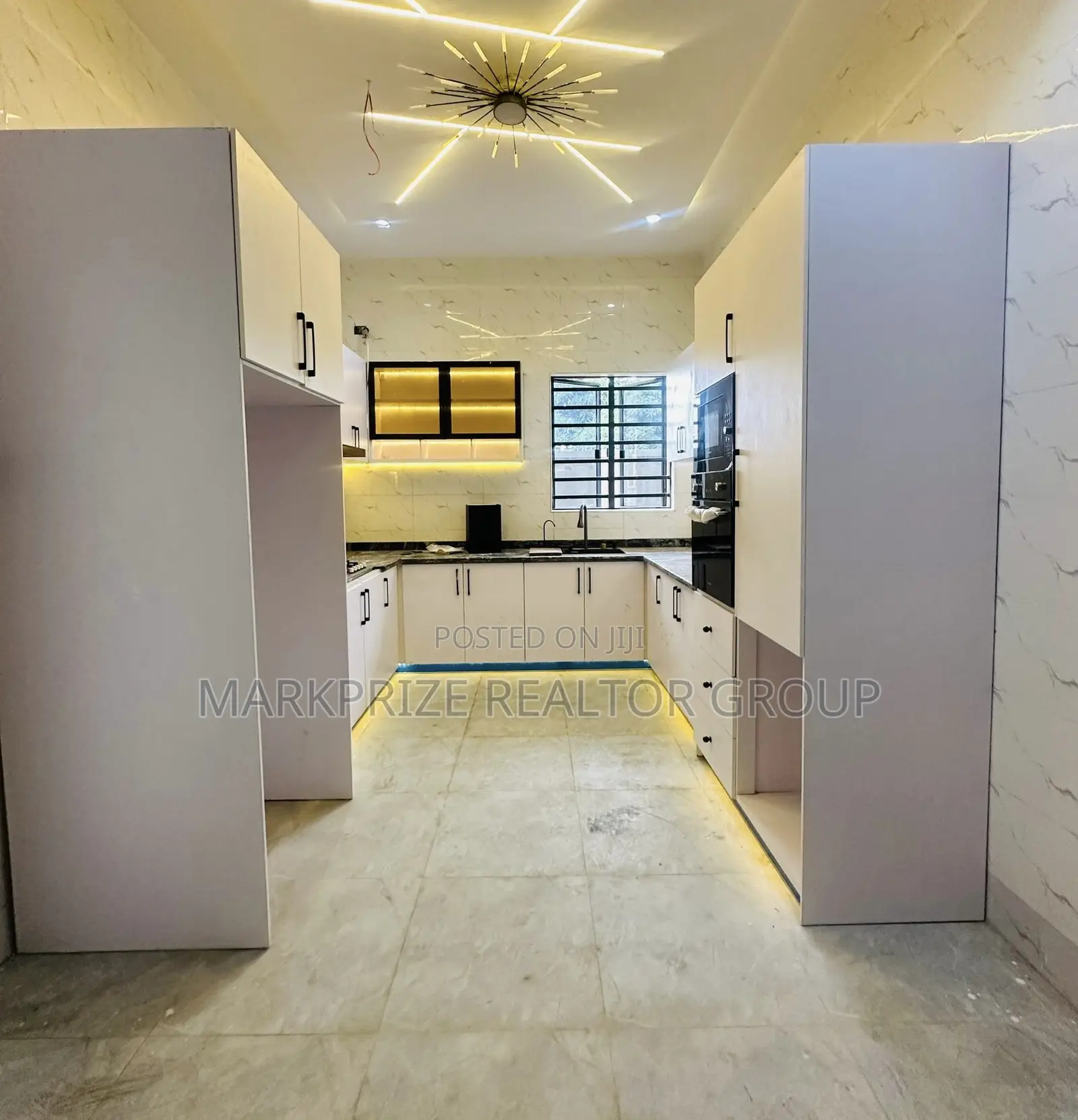 4bdrm Duplex in Ikeja Gra Lagos for sale in Ikeja GRA
