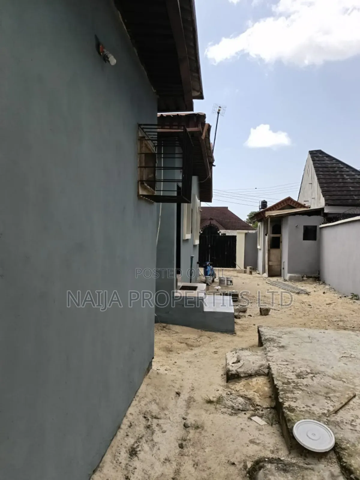 3bdrm Bungalow in Elefo., Awoyaya for sale in Awoyaya