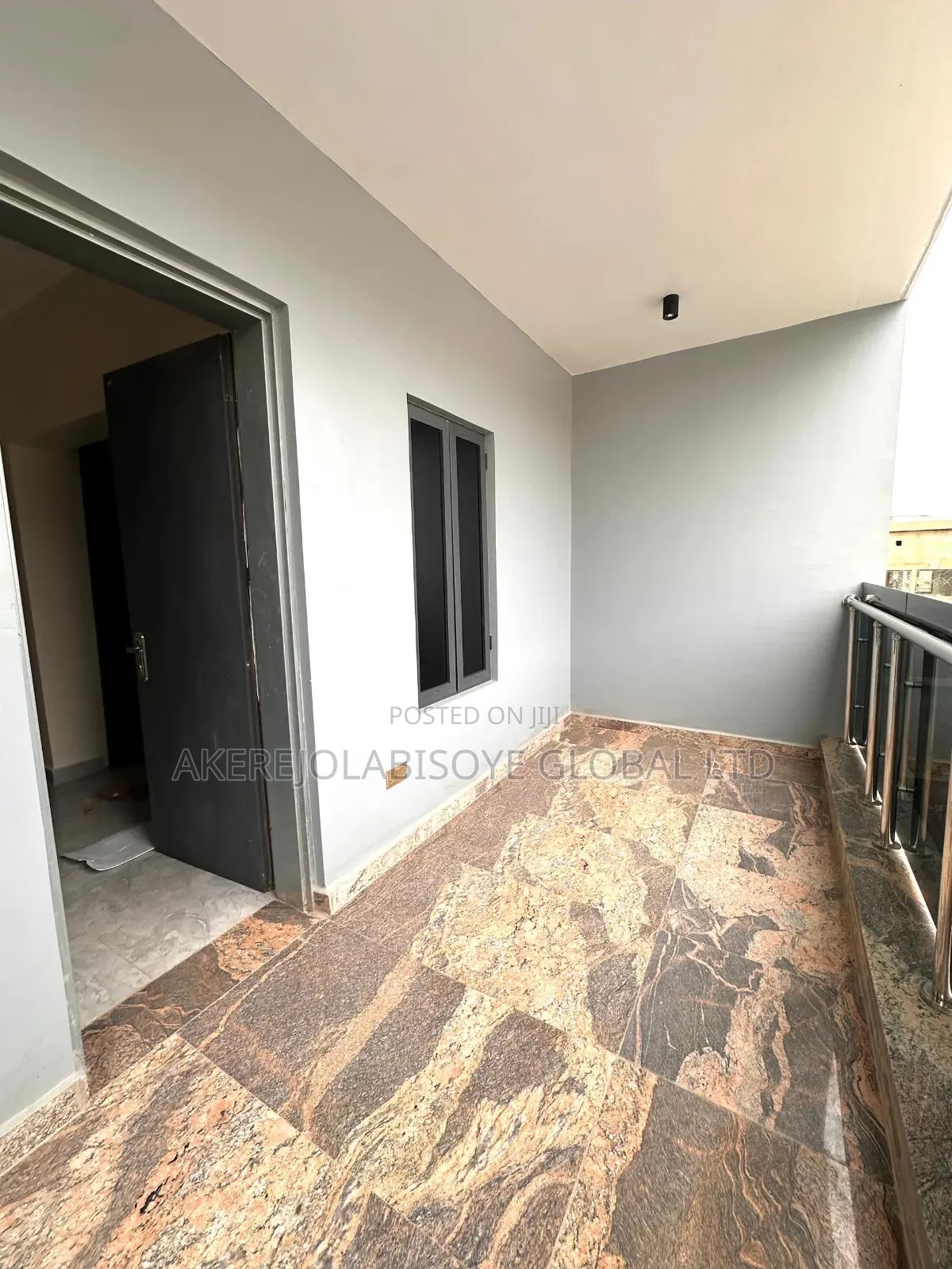 5bdrm Townhouse / Terrace in Wuye Abuja for rent in Wuye