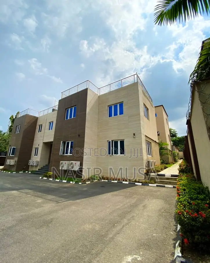 Furnished 20bdrm Apartment in Maitama for sale in Maitama