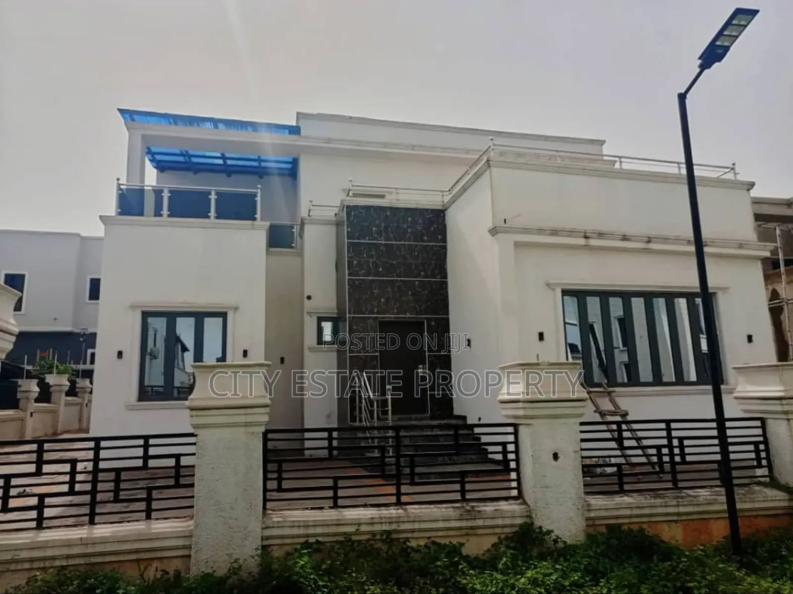 4bdrm Duplex in City Estate, Asokoro for sale in Asokoro