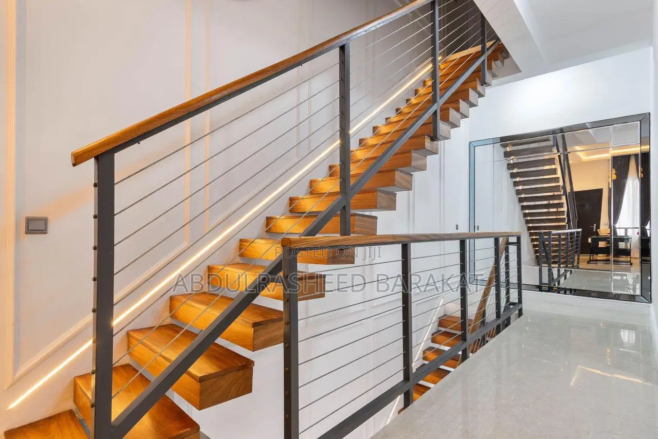 Luxurious 4 Bedroom Semi Detached Compound in Lekki Phase 1