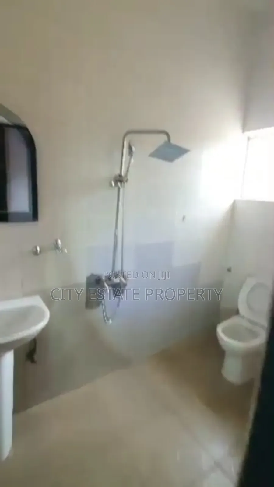 2bdrm Block of Flats in City Estate, Maitama for rent in Maitama