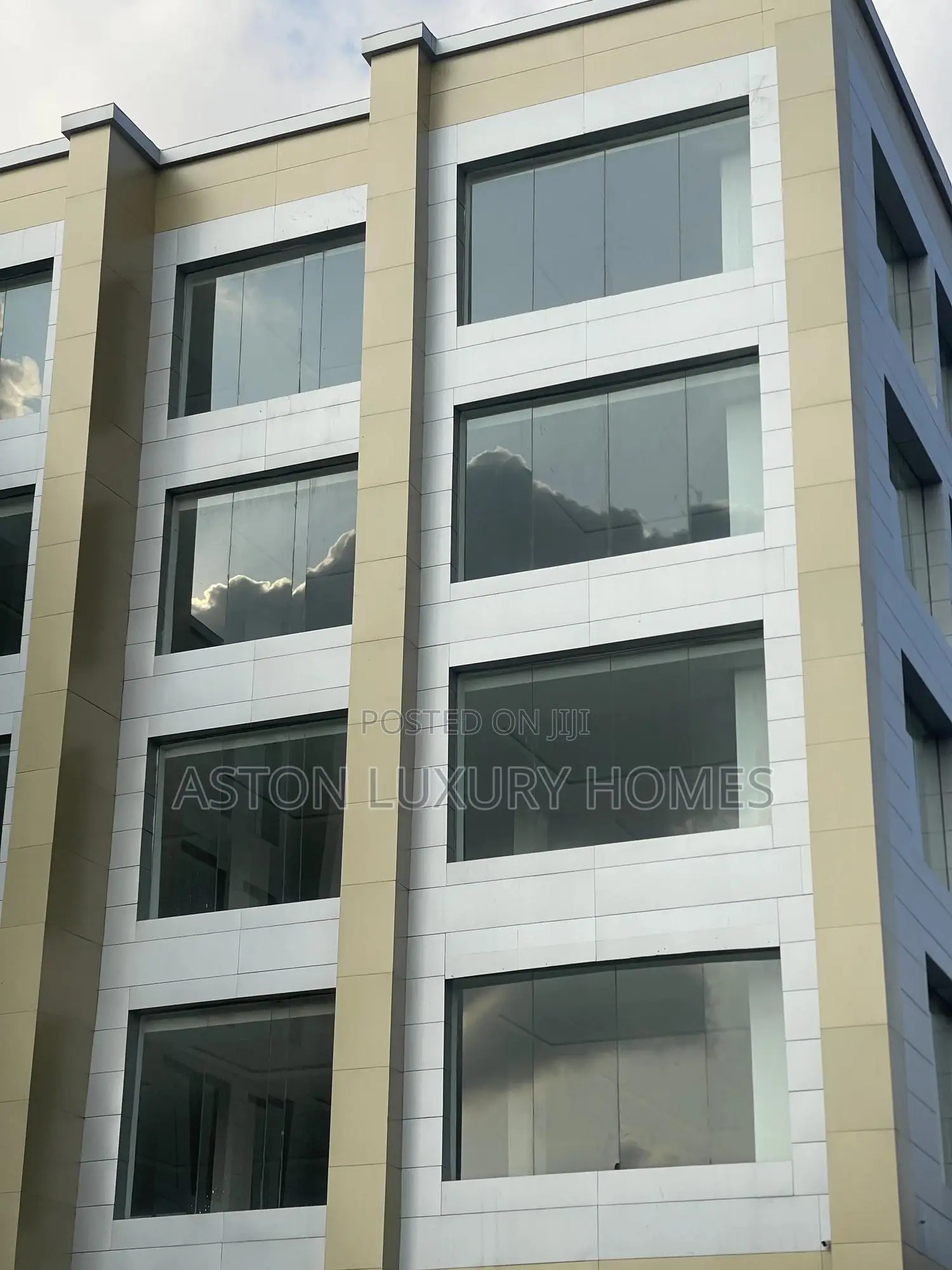 Luxury Commercial Property for Sale in Wuse 2