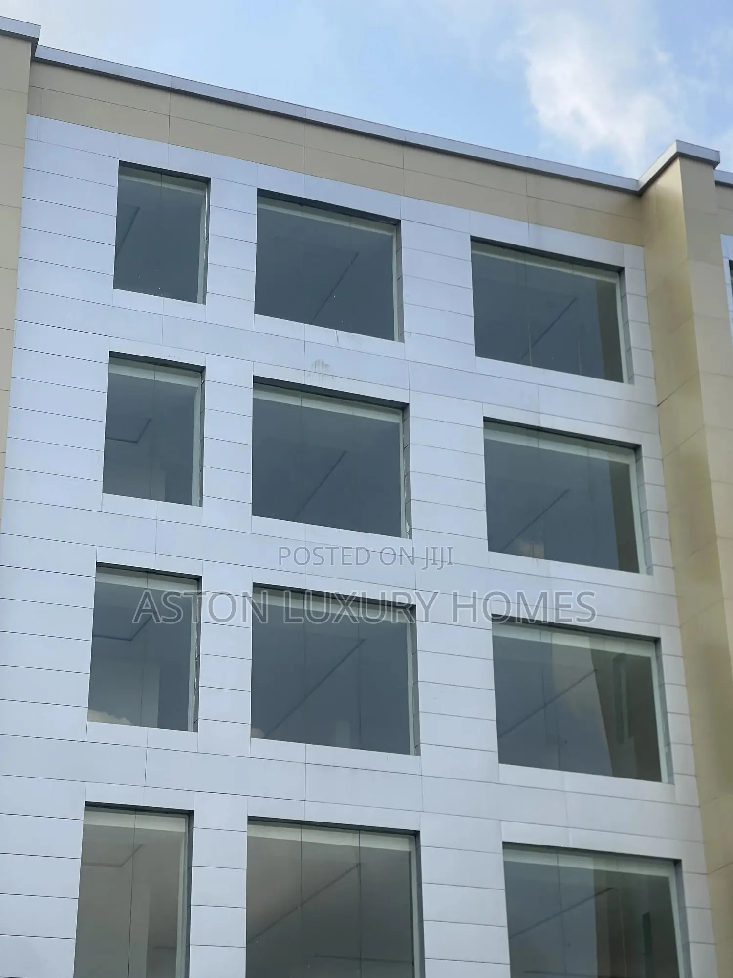 Luxury Commercial Property for Sale in Wuse 2