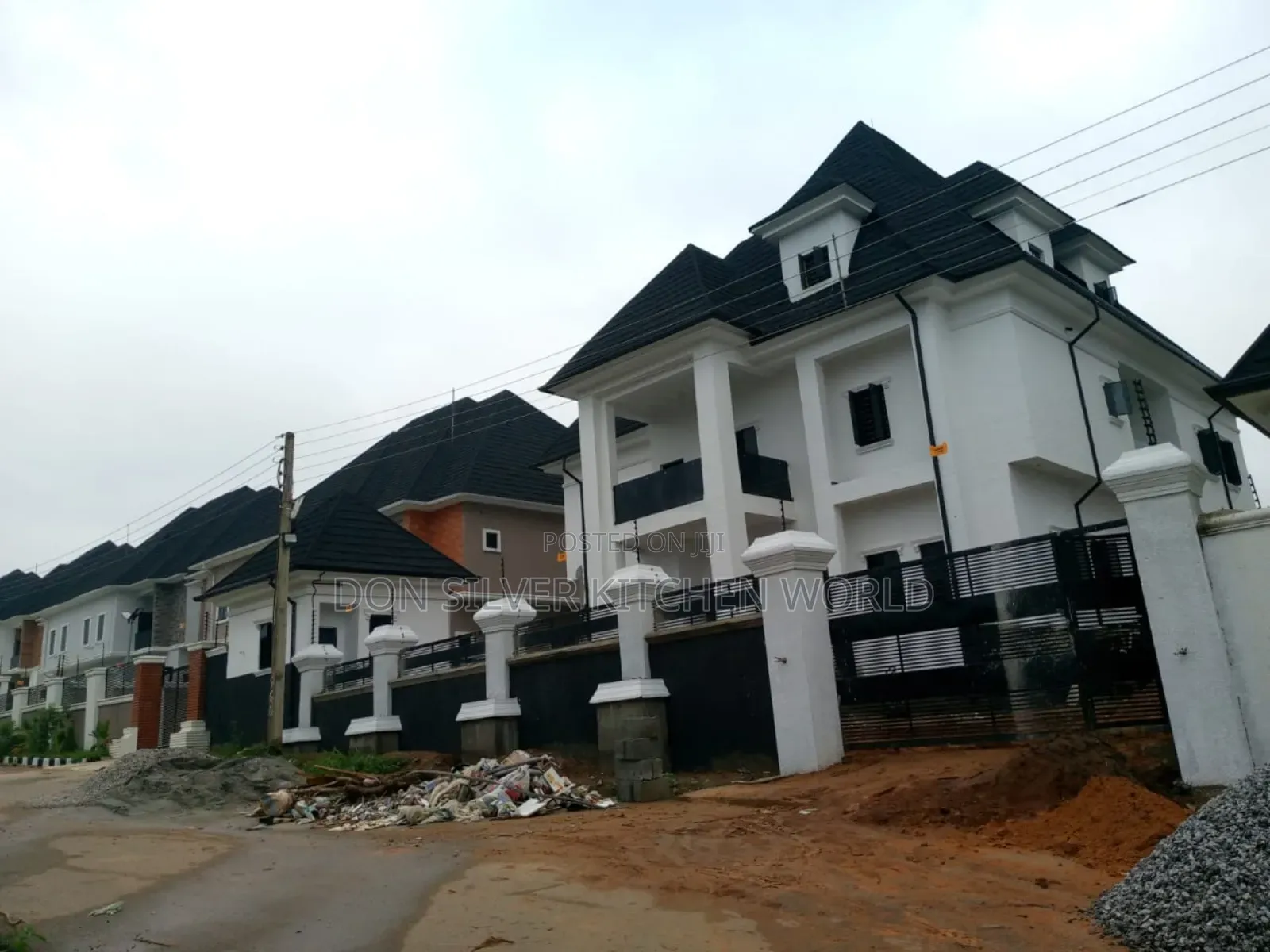 6 Bedroom Duplex in Gwarinpa