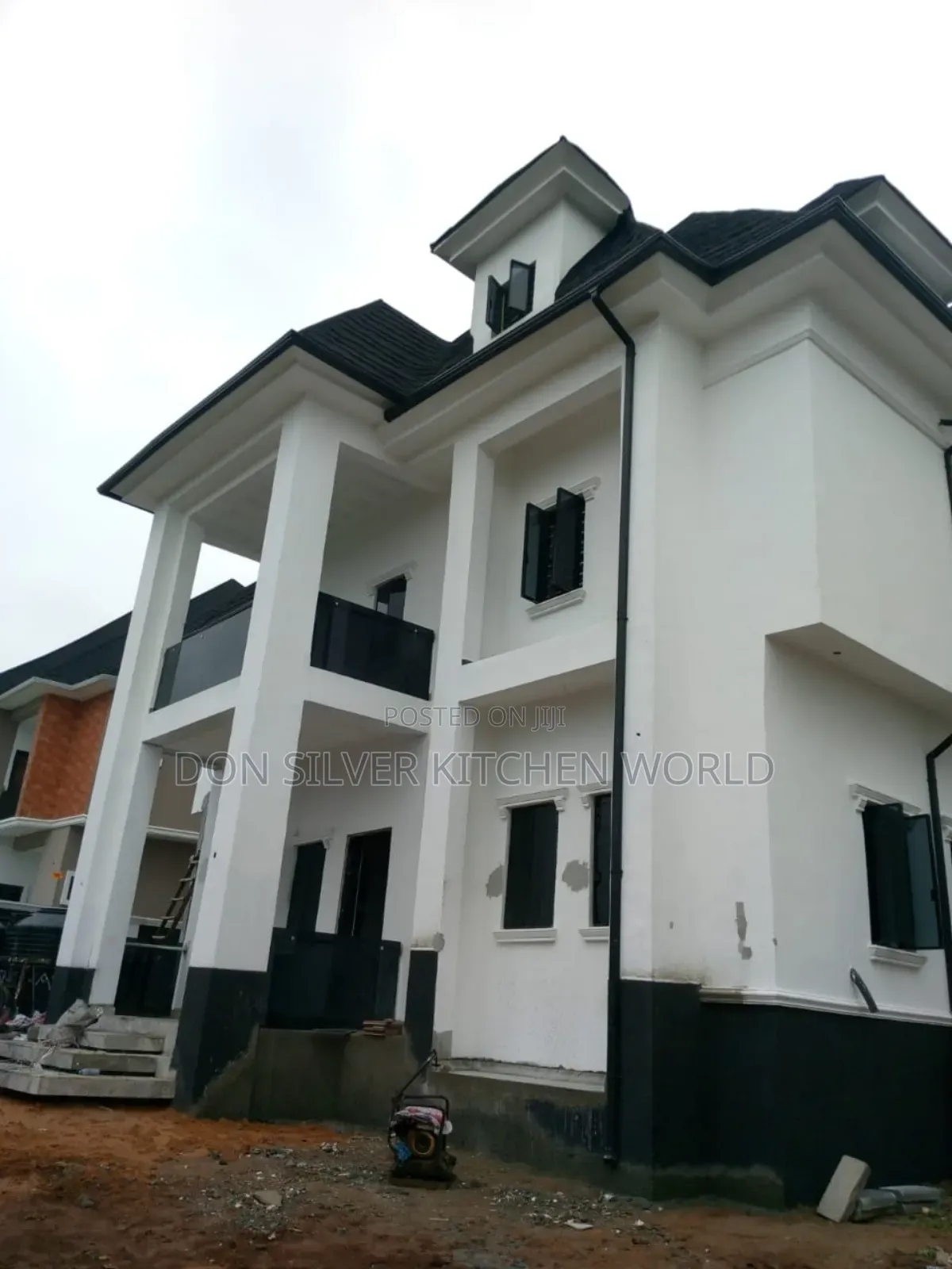 6 Bedroom Duplex in Gwarinpa