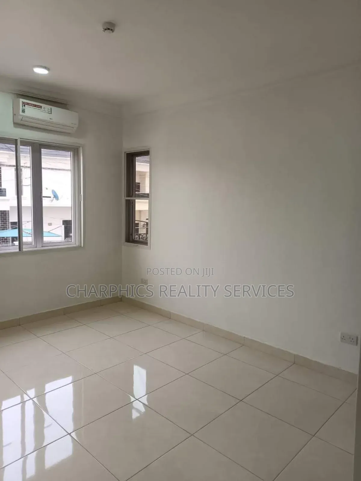 3bdrm Apartment in Chevron for rent in Chevron