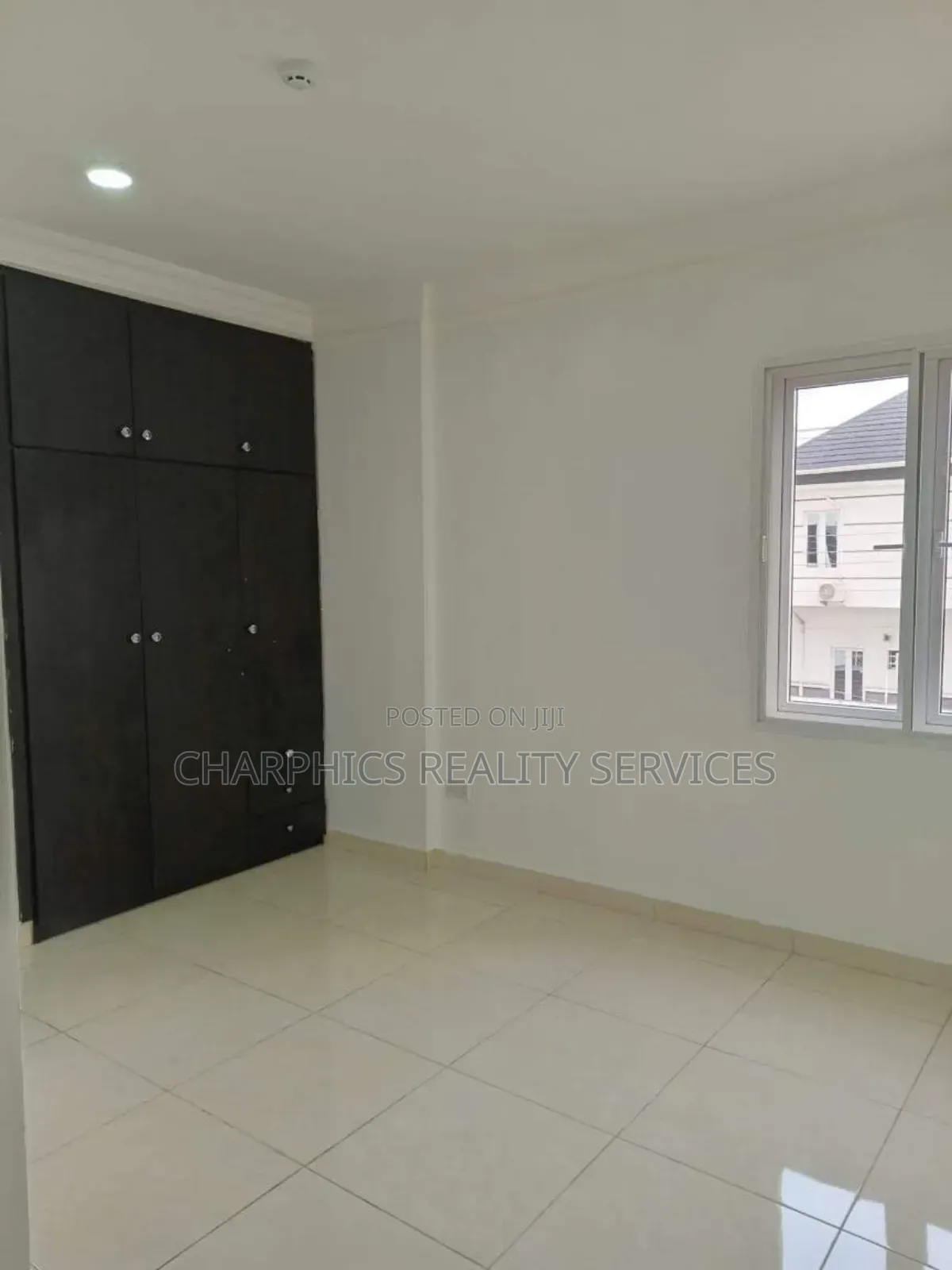 3bdrm Apartment in Chevron for rent in Chevron