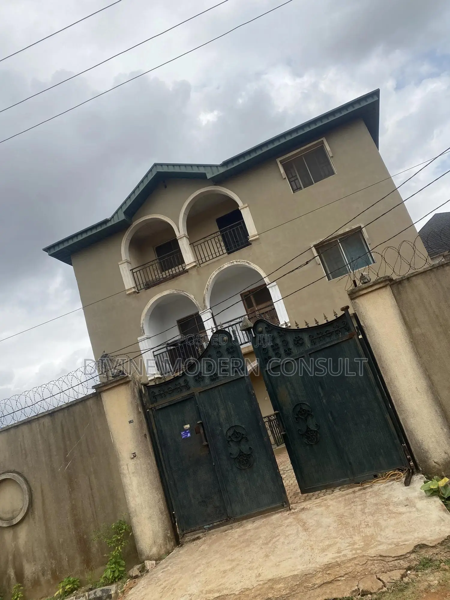 3bdrm Block of Flats in Private Estate, Abule Egba for sale in Abule Egba