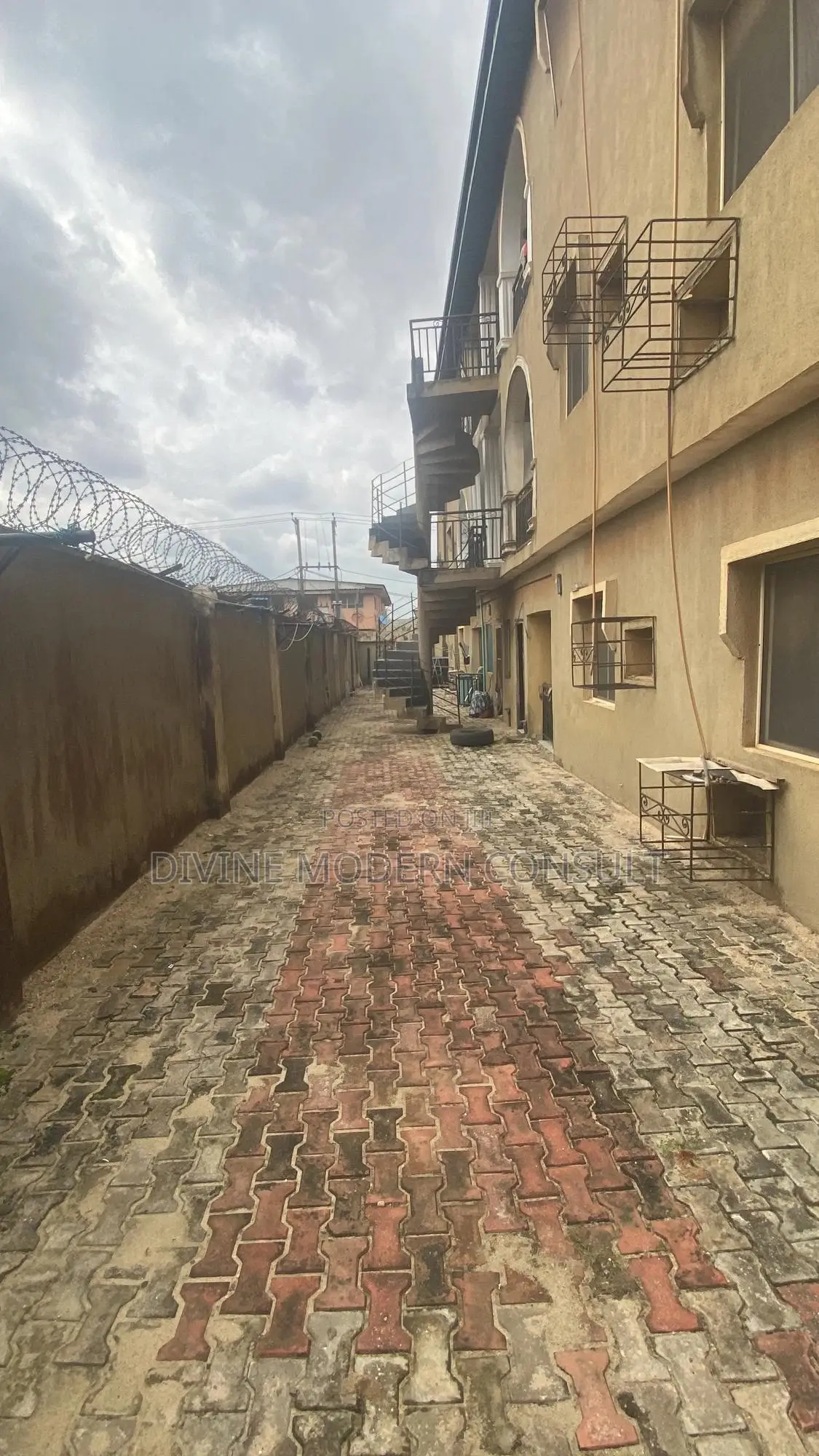 3bdrm Block of Flats in Private Estate, Abule Egba for sale in Abule Egba