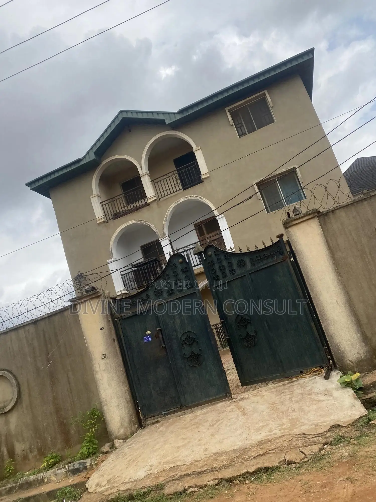 3bdrm Block of Flats in Private Estate, Abule Egba for sale in Abule Egba