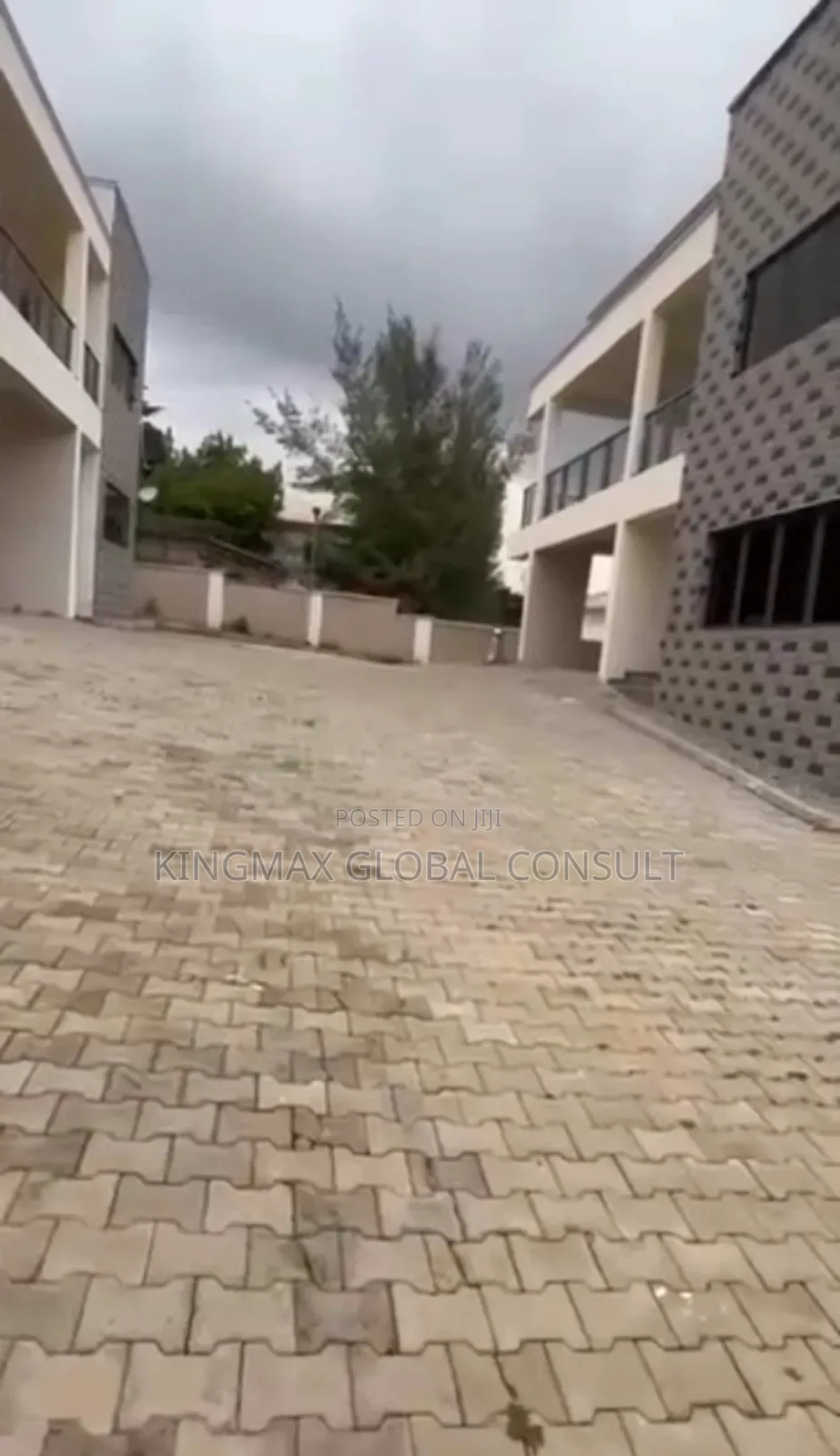 5bdrm Duplex in Asokoro Abuja for sale in Asokoro
