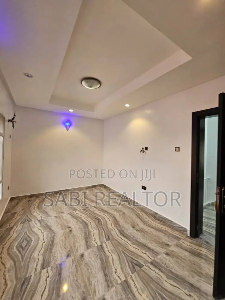 Furnished 4bdrm Duplex in Opebi for sale in Opebi