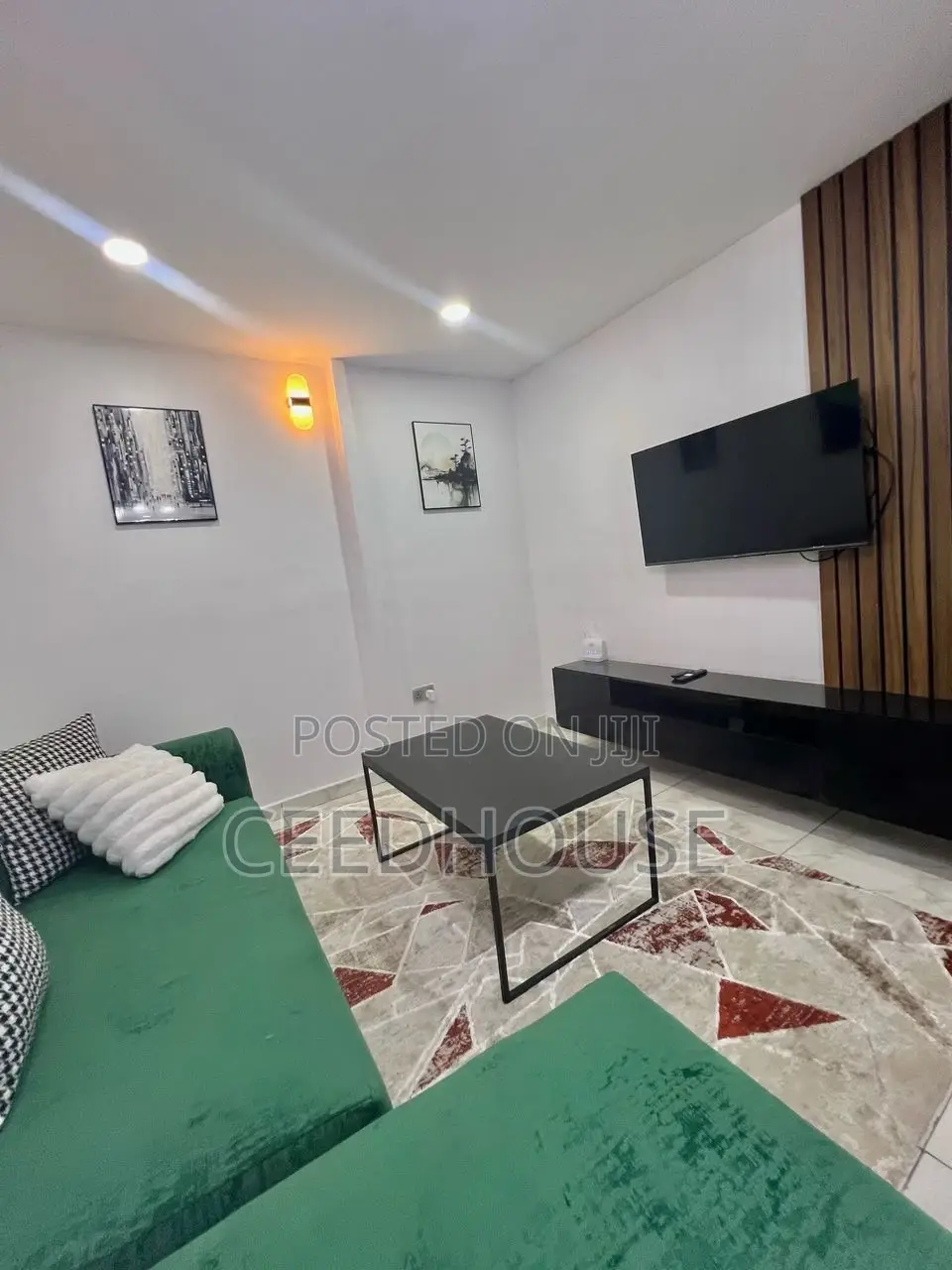 Fully Furnished 1 Bedroom Apartment in Lekki Phase 1