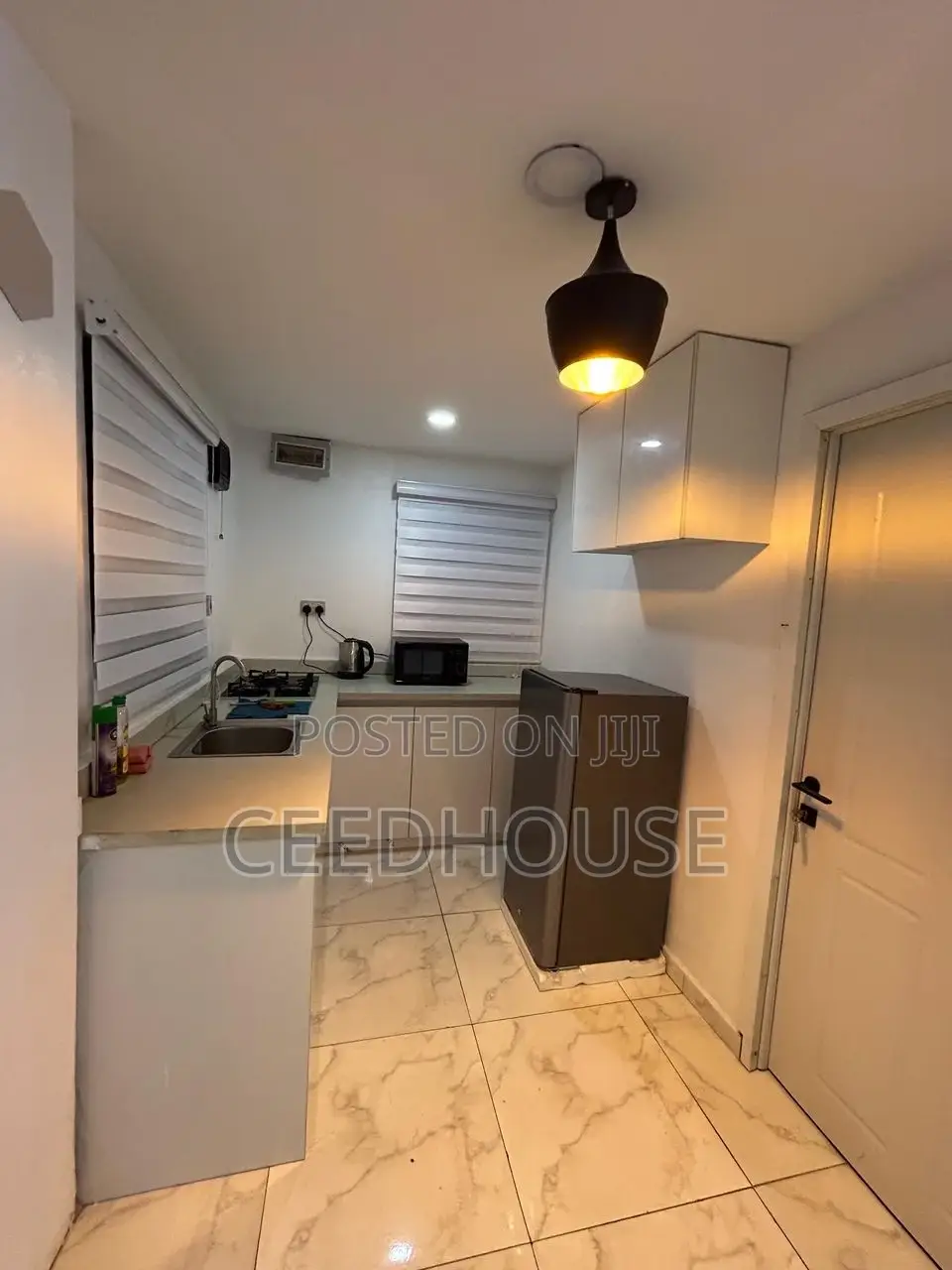 Fully Furnished 1 Bedroom Apartment in Lekki Phase 1