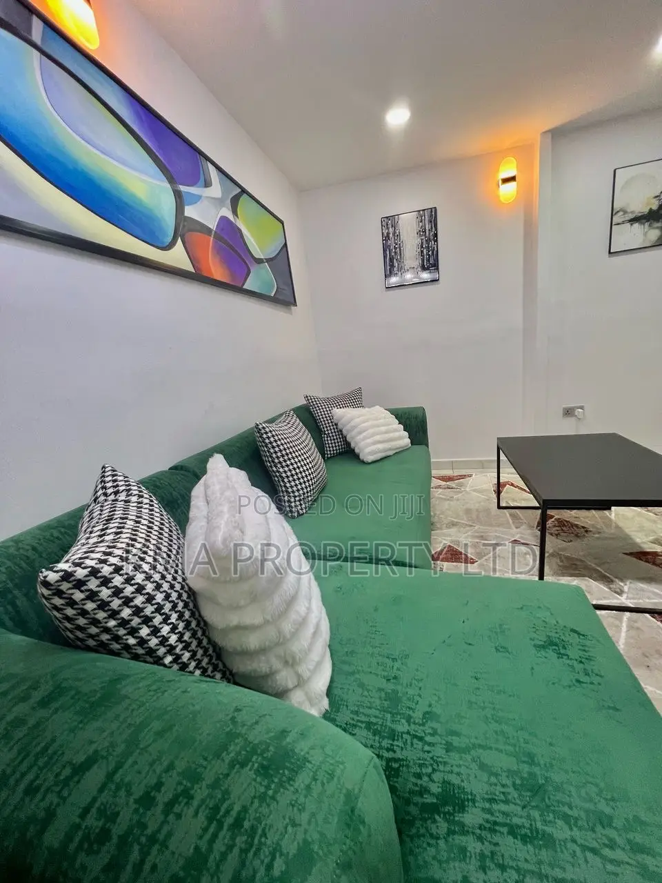 Fully Furnished 1 Bedroom Apartment in Lekki Phase 1