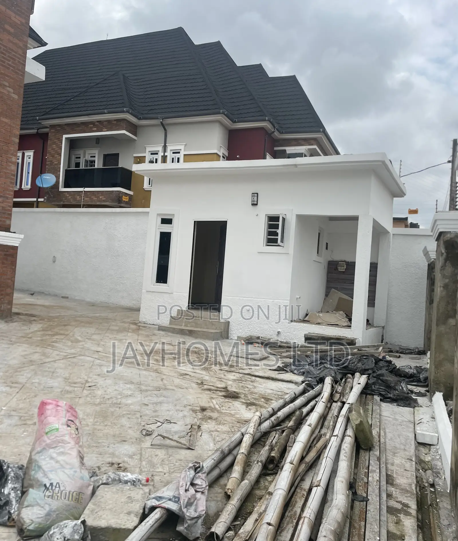 4 Bedroom Duplex for Sale at Back of Hampton Okpanam Road Asaba in Oshimili South