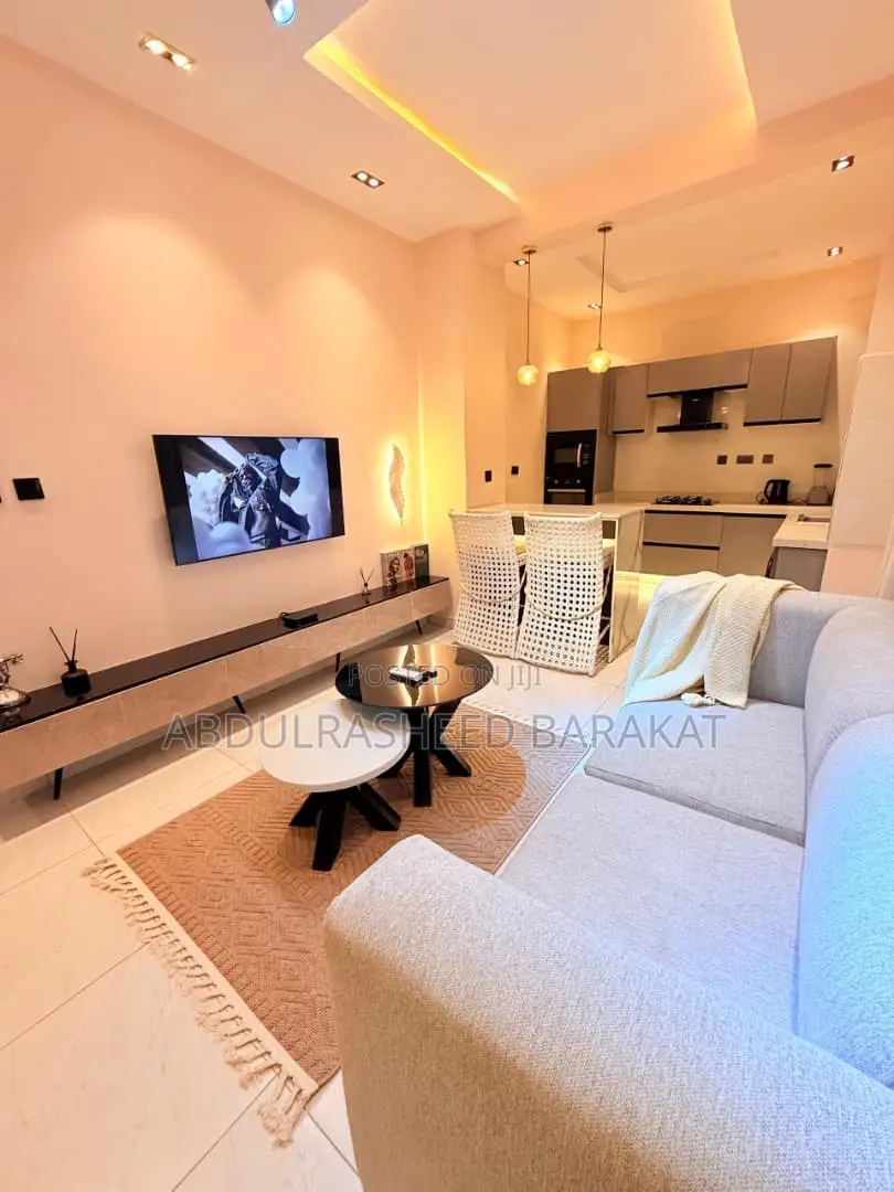 Brand New One Bedroom With, Wifi, Cleaning Service, Gym Pool in Ikate