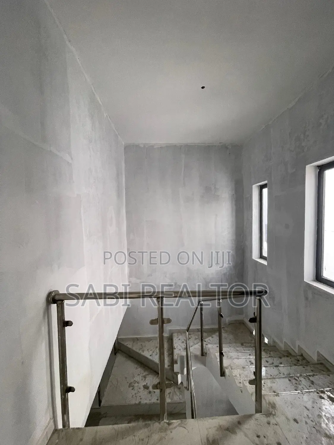 Furnished 4bdrm Duplex in Lekki Phase 1 for sale in Lekki Phase 1