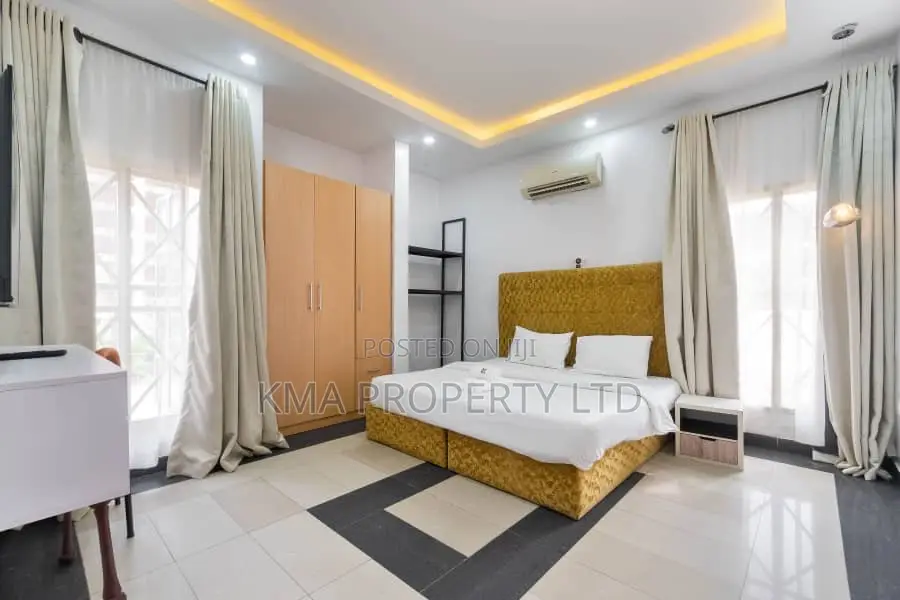 Tastefully Furnished 2 Bedrooms Apartment With Swimming Pool in Victoria Island