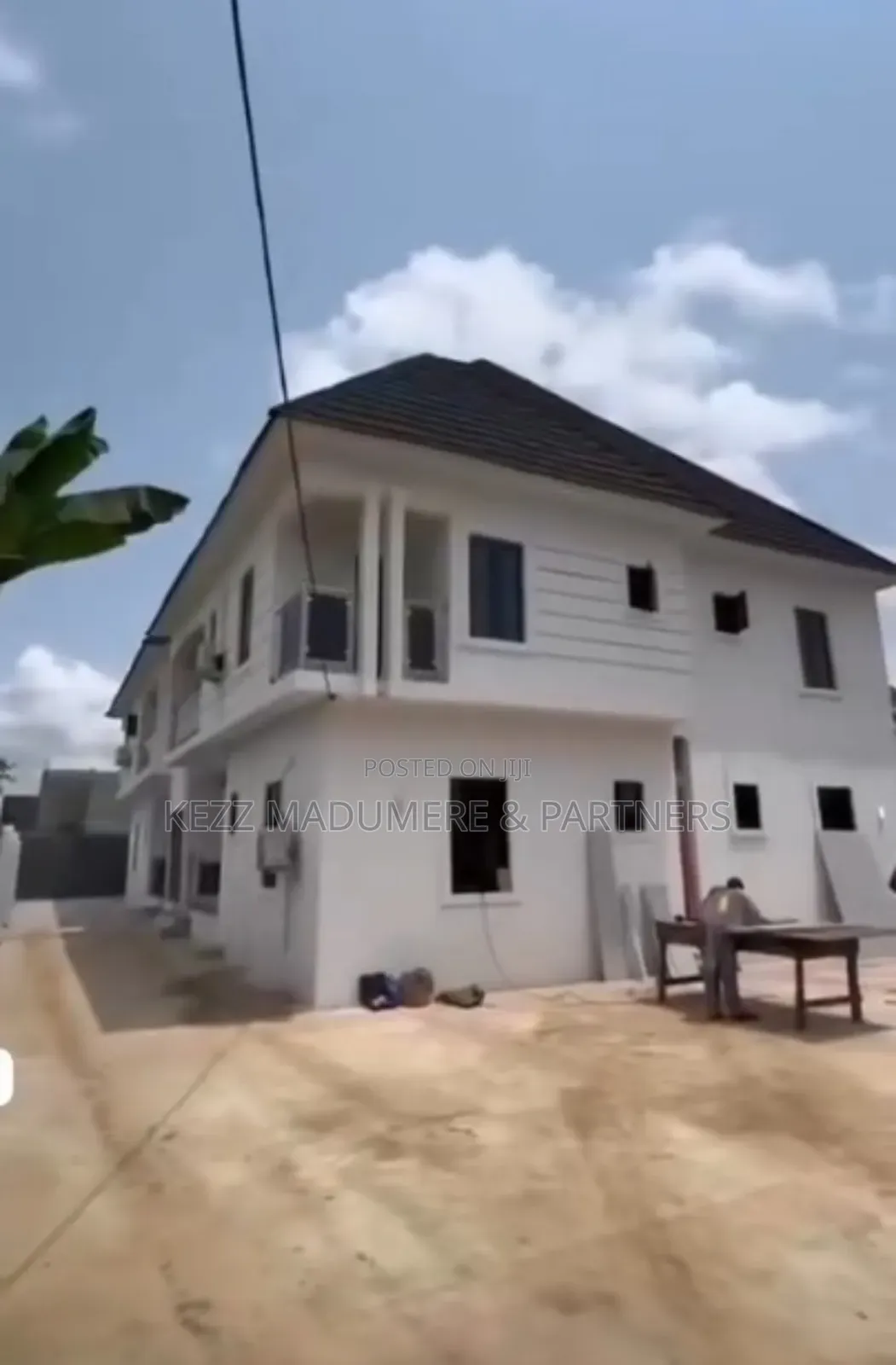 4bdrm Block of Flats in Sars Road , Port for sale in Port-Harcourt