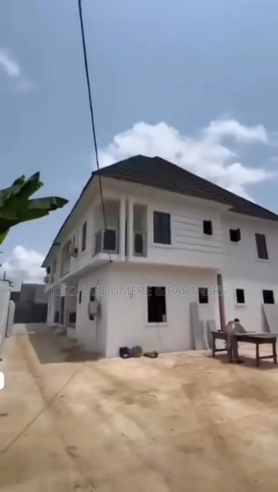 4bdrm Block of Flats in Sars Road , Port for sale in Port-Harcourt