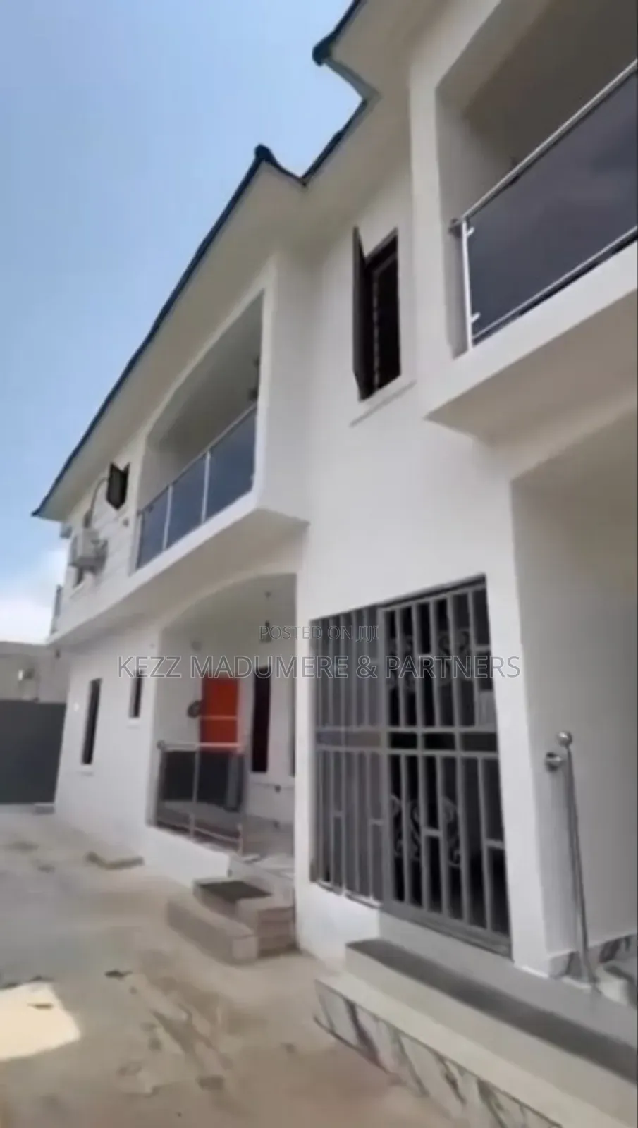 4bdrm Block of Flats in Sars Road , Port for sale in Port-Harcourt