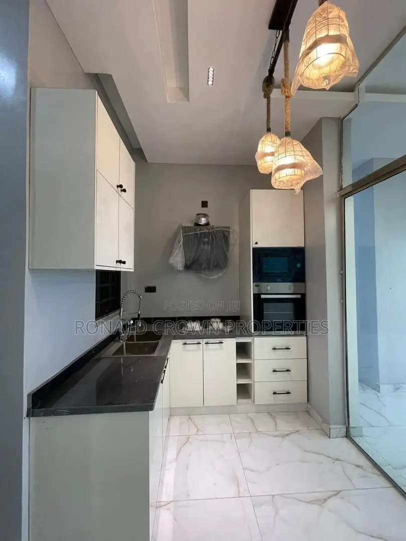 4bdrm Duplex in Ikate for sale in Ikate