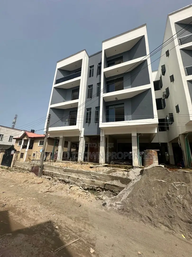 3bdrm Apartment in Chevron for sale in Chevron
