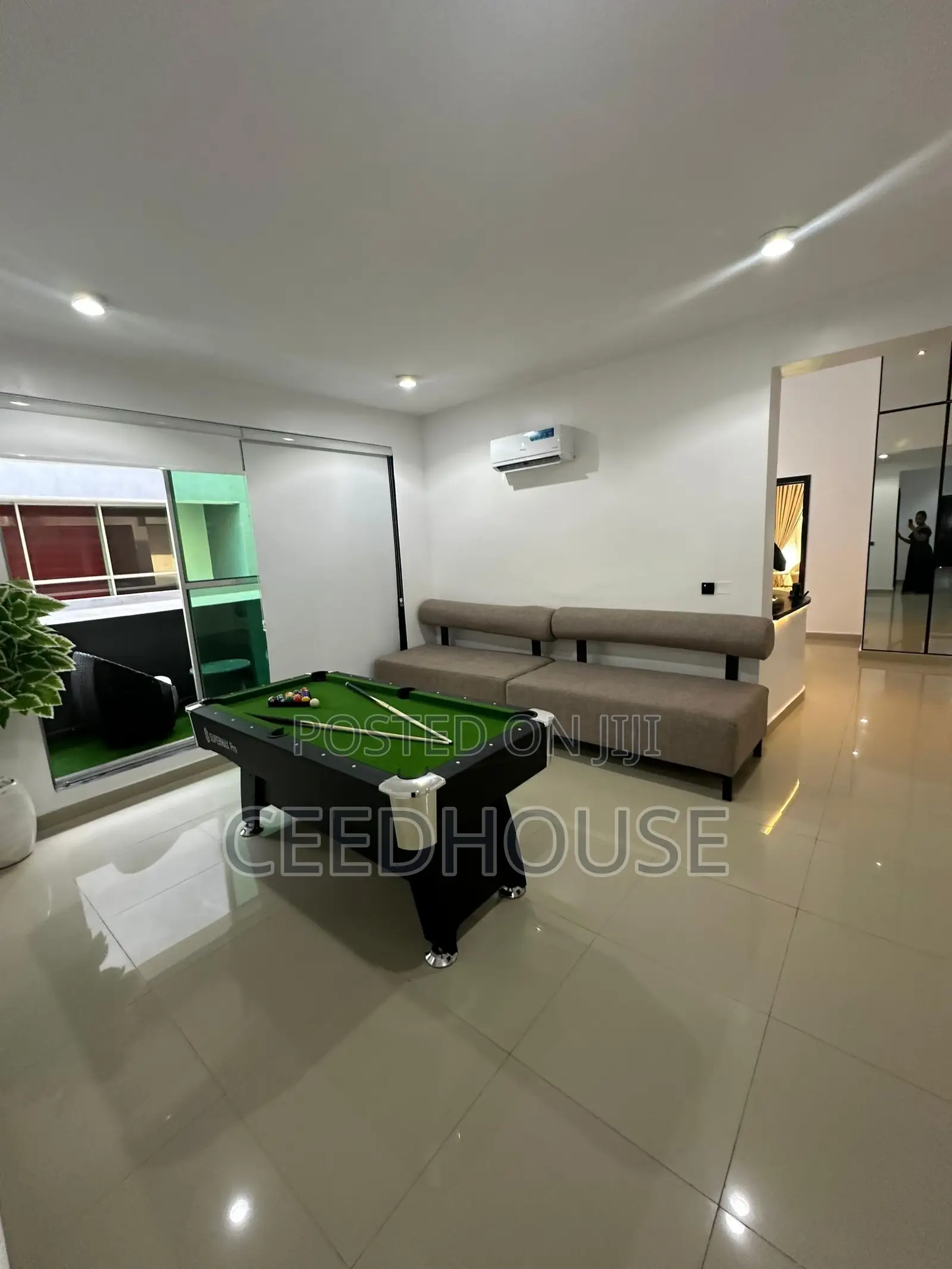 Luxurious 4 Bedroom Massionette With Snooker Pool and Gym in Ikate