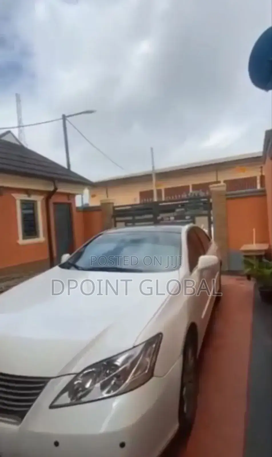 13bdrm Block of Flats in In Shomulo, Shomolu for sale in Shomolu