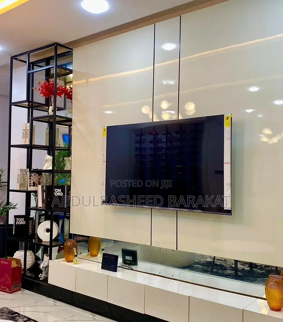 Luxury Two Bedroom Apartment With Pool Gym Snooker Football Pitch in Ajah