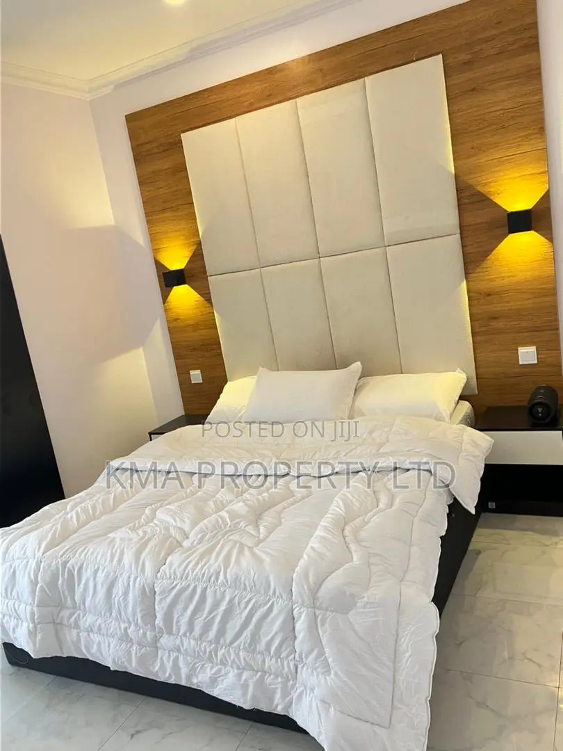 Fully Furnished 1 Bedroom Apartment in Lekki Phase 1