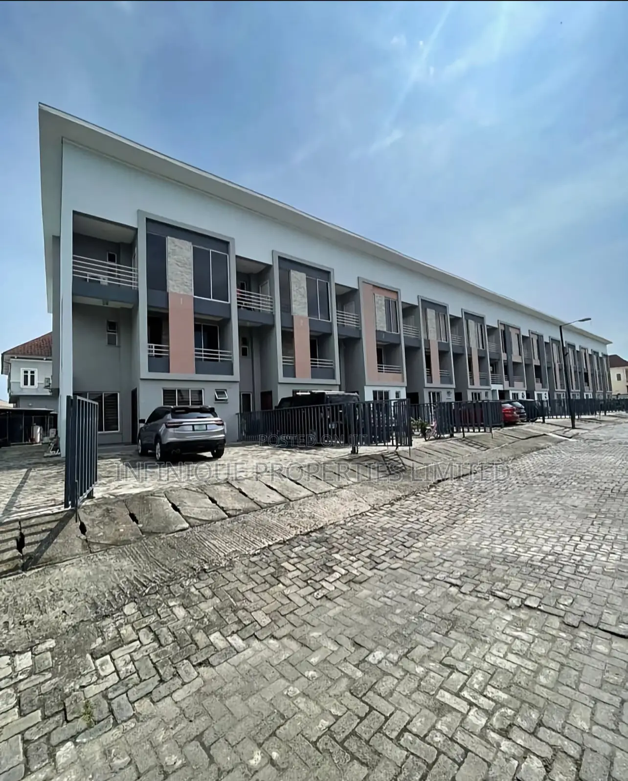 4bdrm Townhouse/Terrace in Lekki Phase 1 for sale in Lekki Phase 1