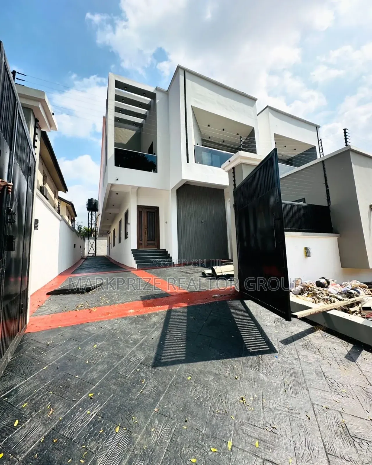 4bdrm Duplex in Magodo Phase 2 for sale in Magodo