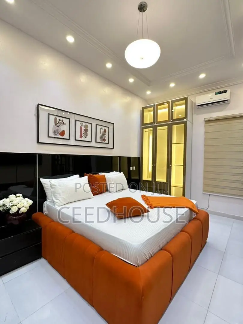 Luxurious Studio Apartment in Chevron