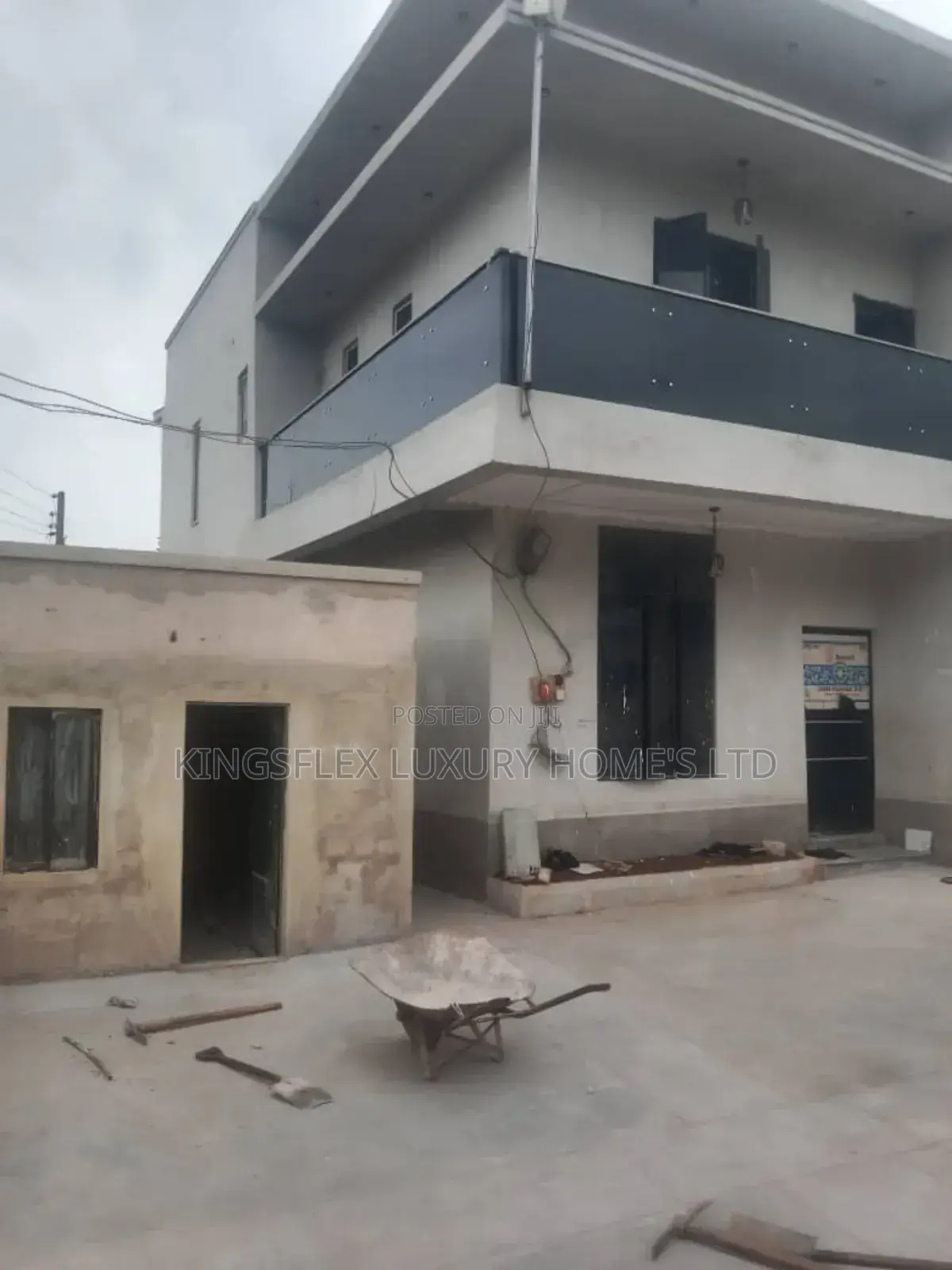 4bdrm Duplex in Enugu for sale in Enugu