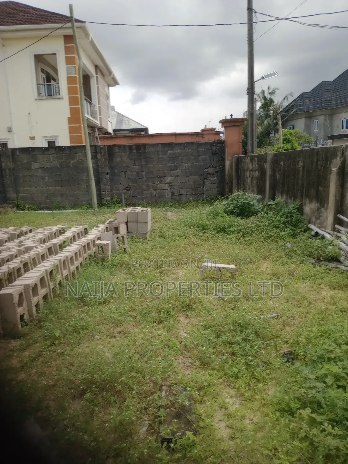 2bdrm Bungalow in Fidiso, Abijo for sale in Abijo