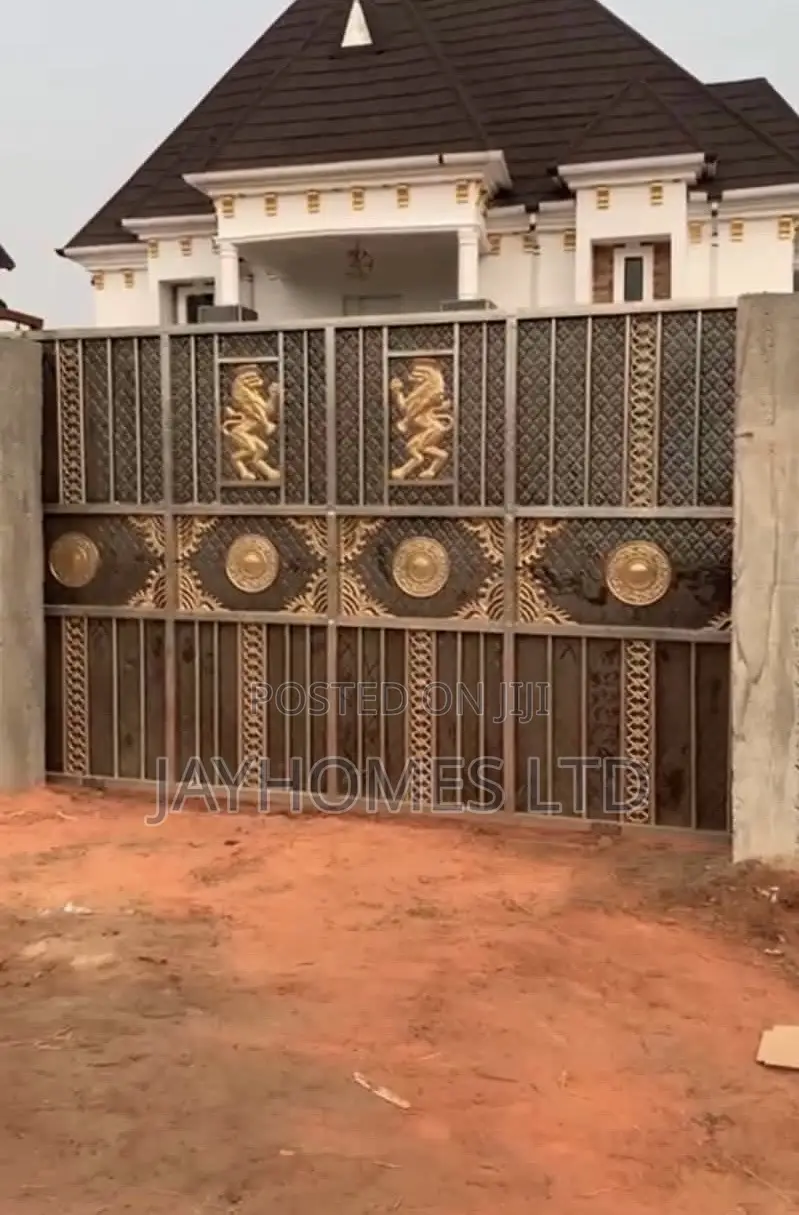 Furnished 4bdrm Duplex in Ogbeozoma Okpanam, Oshimili South for sale in Oshimili South