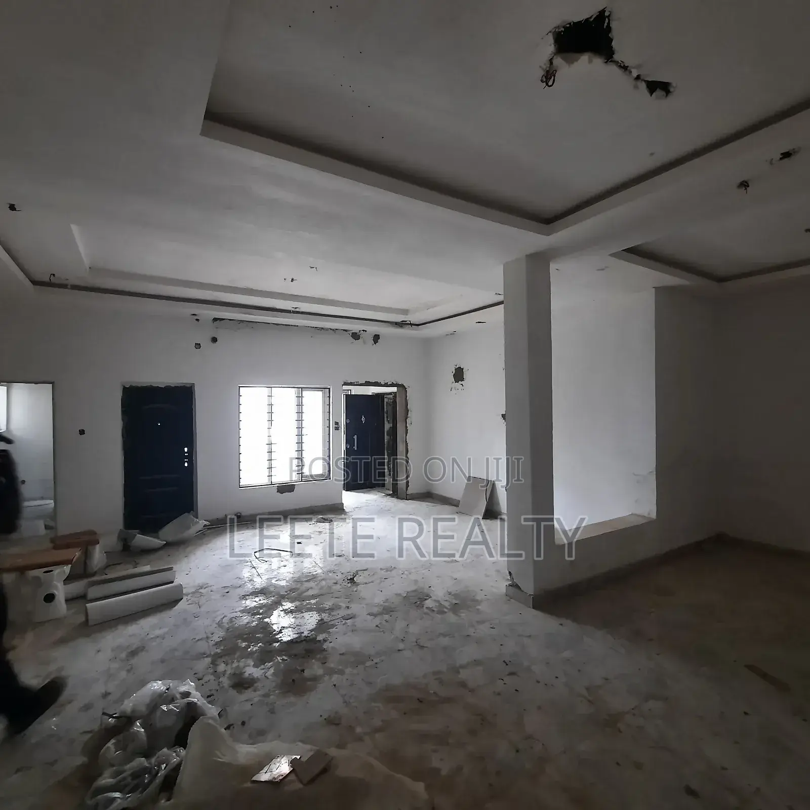 Furnished 3bdrm Apartment in Kaura for sale in Kaura