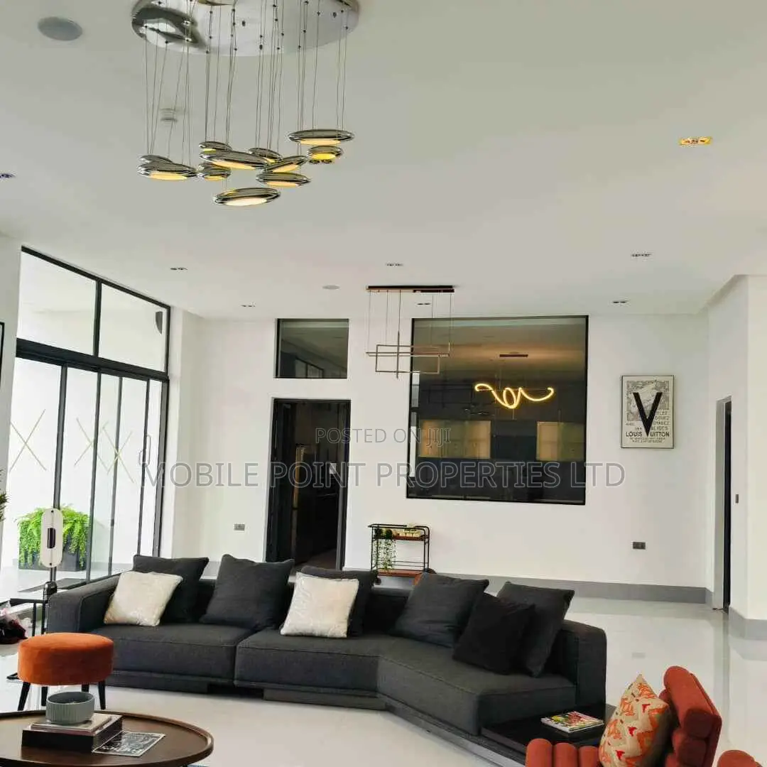 Furnished 7bdrm Mansion in Asokoro for sale in Asokoro