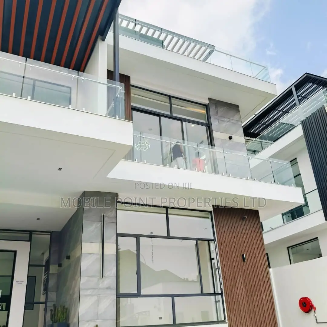 Furnished 7bdrm Mansion in Asokoro for sale in Asokoro