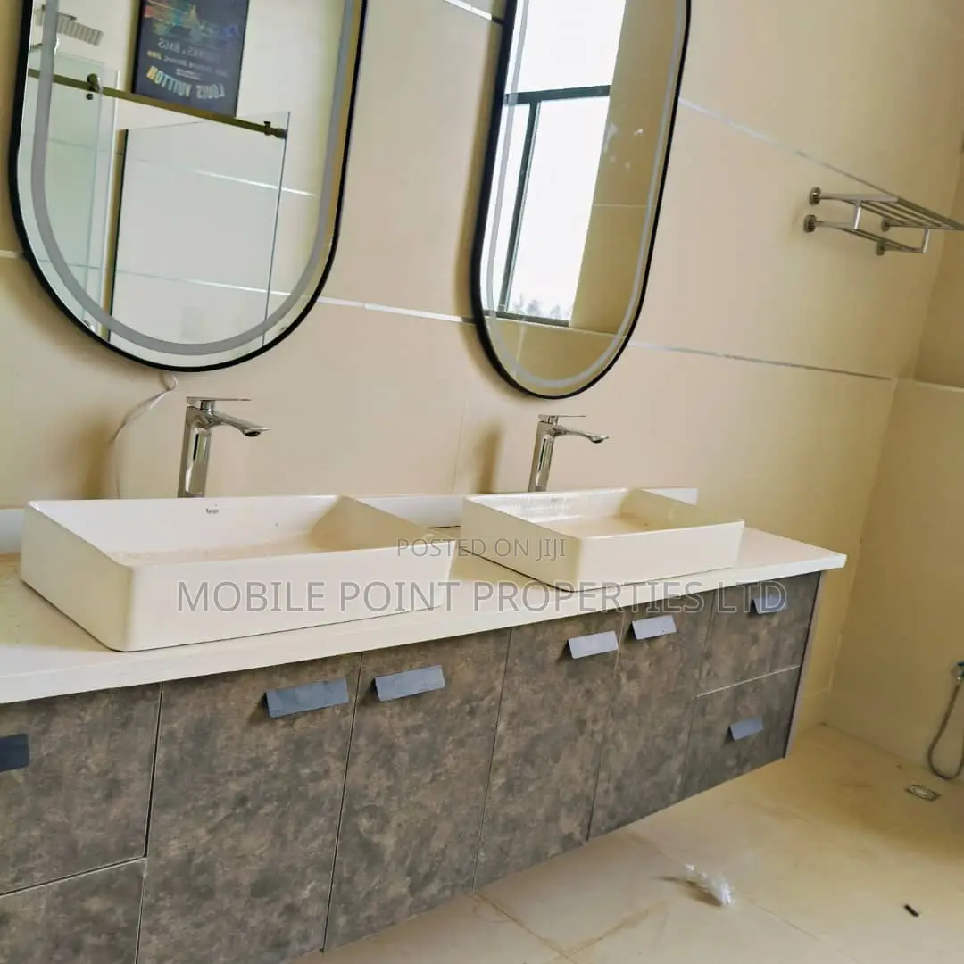 Furnished 8bdrm Mansion in Asokoro for sale in Asokoro
