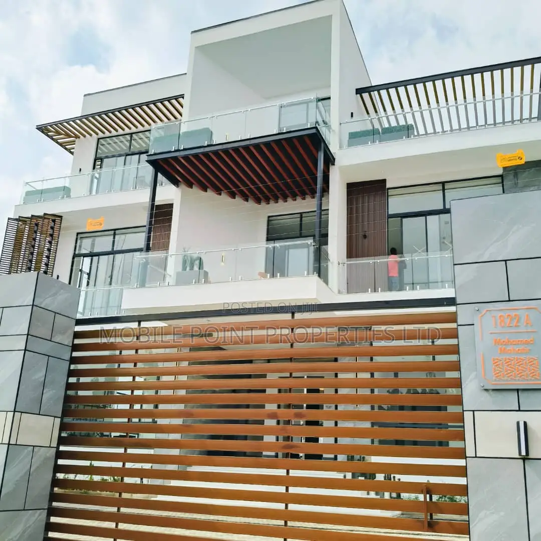 Furnished 8bdrm Mansion in Asokoro for sale in Asokoro