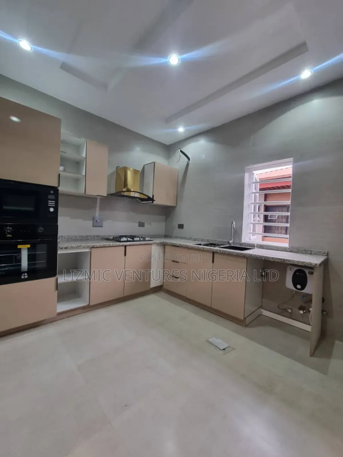 Furnished 3bdrm Apartment in Ikeja, Awolowo Way for sale in Awolowo Way