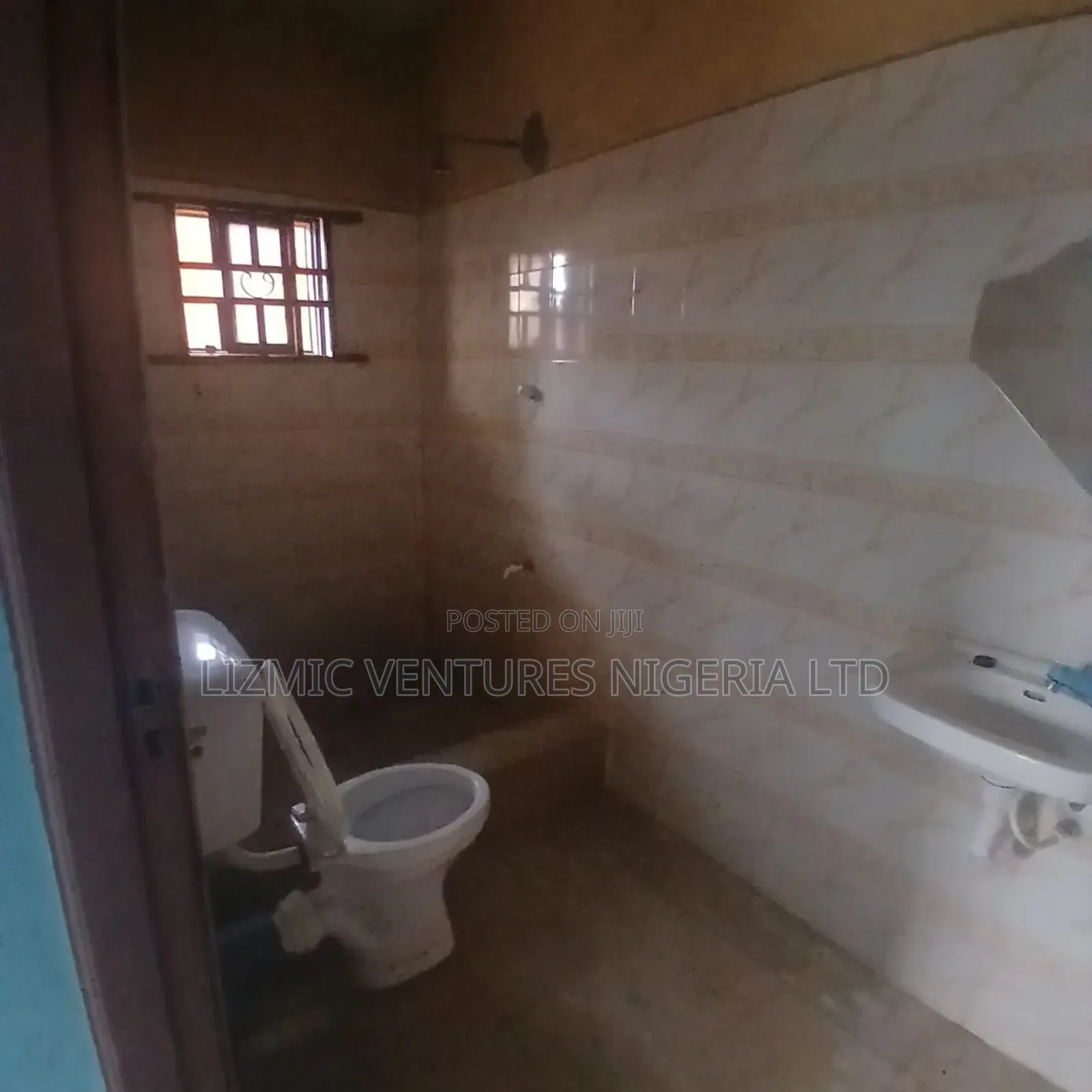 3bdrm Apartment in Agric Road, Igando / Ikotun/Igando for rent in Igando / Ikotun/Igando