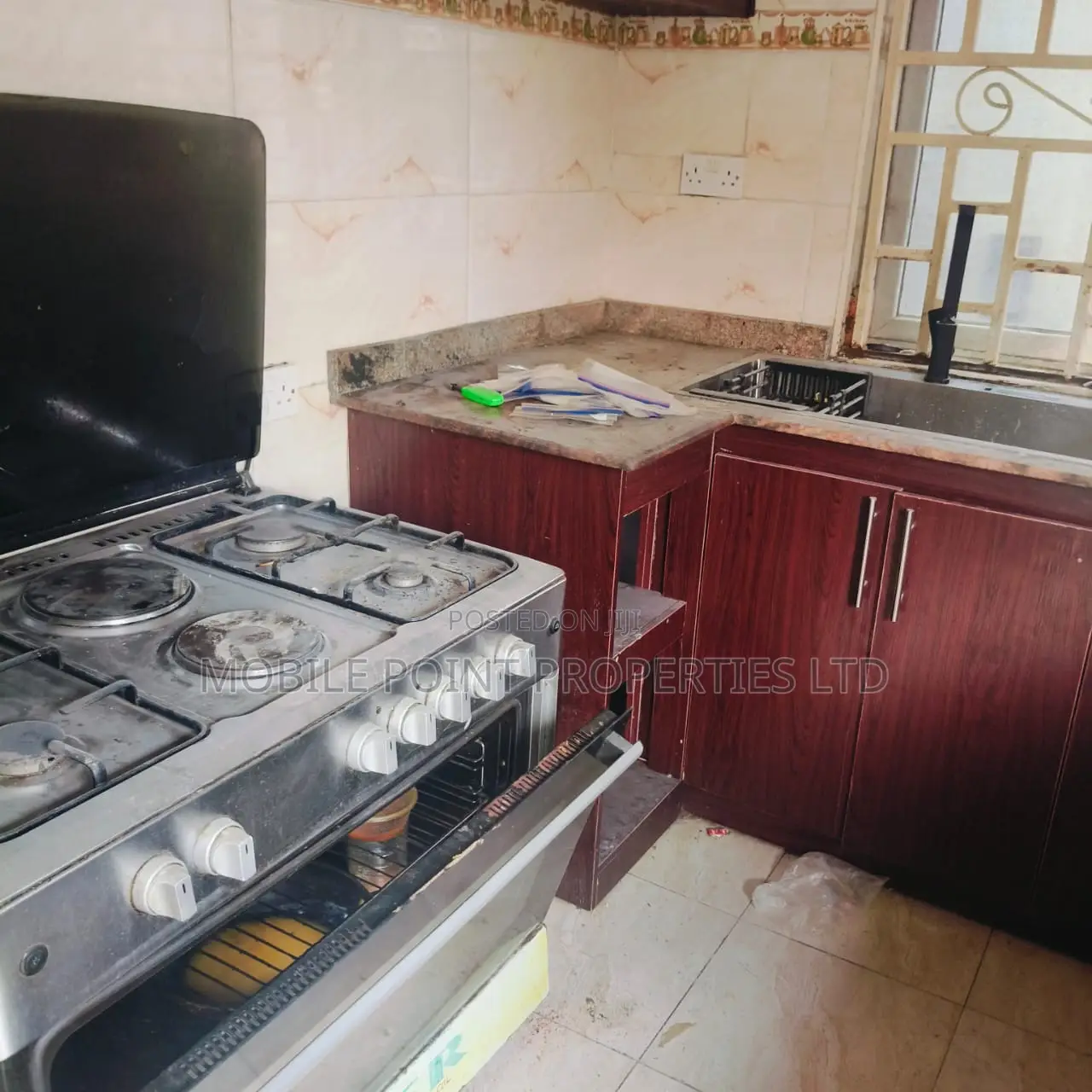 3bdrm Duplex in Apo Resettlement for rent in Apo Resettlement